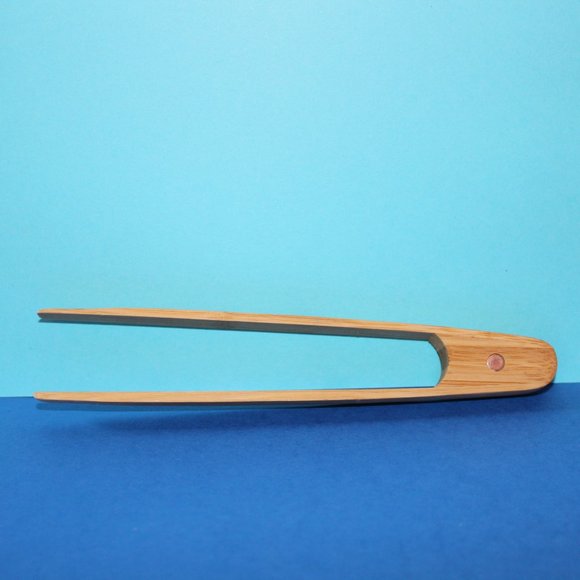 Miniature Bamboo Tongs with Magnet - Picture 2 of 4